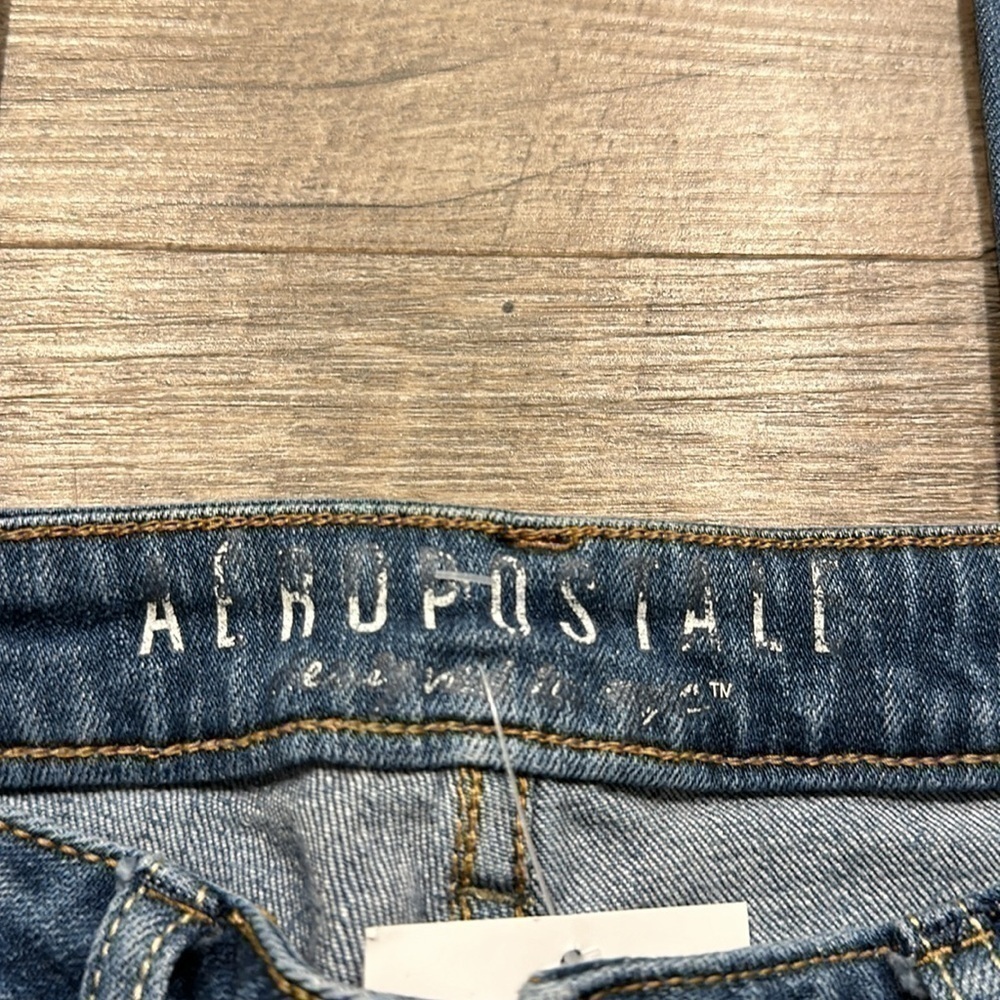 Aeropostale distressed, skinny blue jeans size 4 regular - Picture 6 of 10
